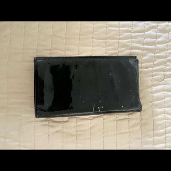 Chanel Authentic Vintage Patent Leather Wallet - Picture 6 of 9